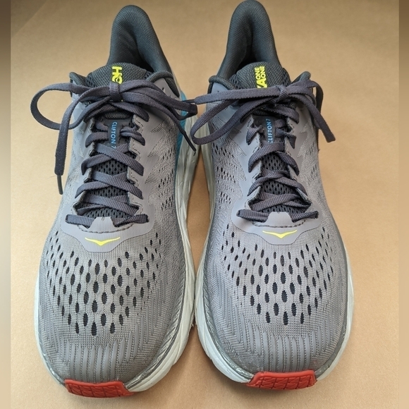 Hoka One One Clifton 7 Running Shoes, Grey, Men\'s Size 11M great condition.